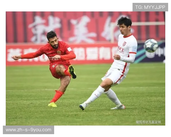 北全现代与上港的激烈对决展现中超联赛的魅力与竞争力